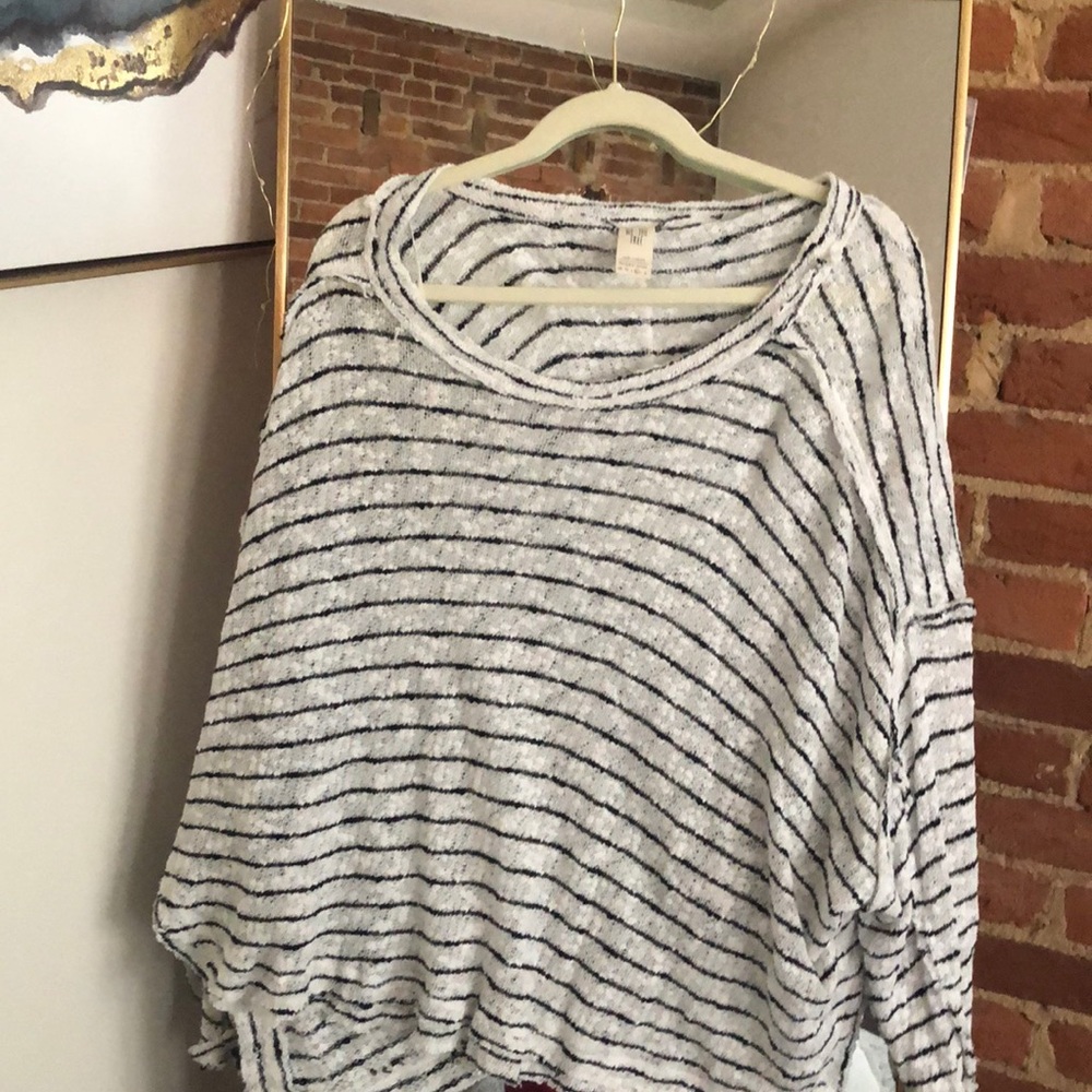 Free people flowy top sweater